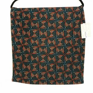 LuLaRoe Cassie Skirt NWT Large
2nd Pic Size Chart